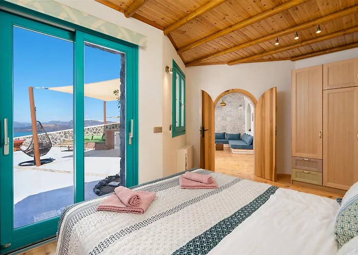 Akron Terra * Ακρωτήρι