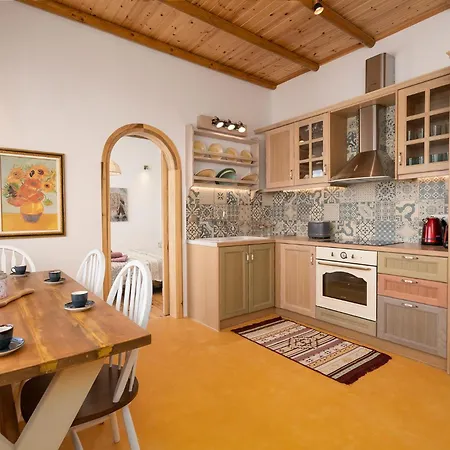 Akron Terra Villa *